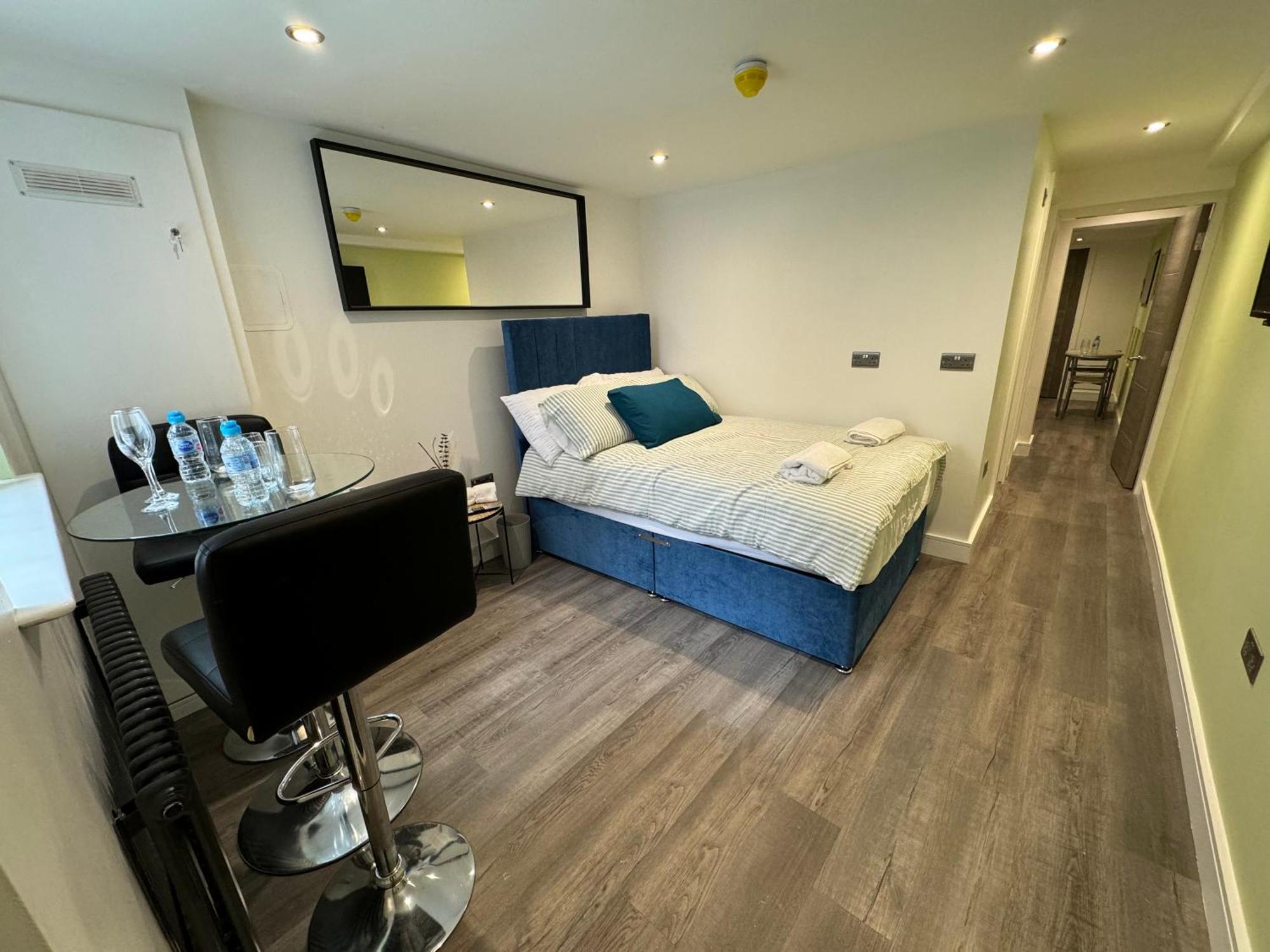 Southgate Luxury Apartments Elland Exterior photo